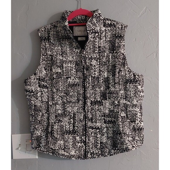 Van Heusen Jacket Sleeveless, Women's XL, Pockers,Polyester, 21.5 Inch Of Armp - Picture 6 of 7